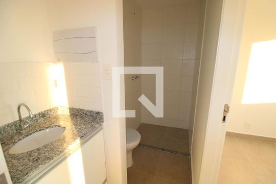 Banheiro de apartamento para alugar com 2 quartos, 40m² em Lauzane Paulista, São Paulo