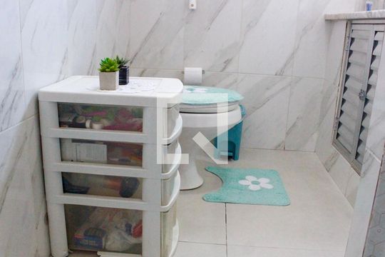 Banheiro 1 de casa à venda com 2 quartos, 150m² em Jardim Jamaica, São Paulo