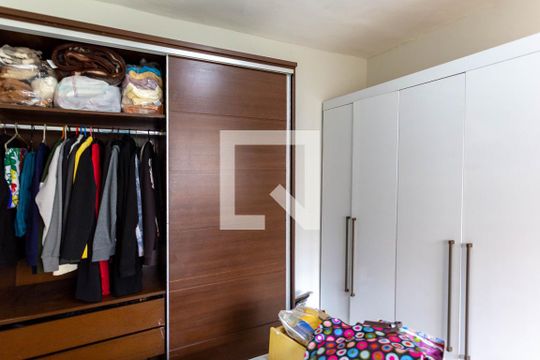 Quarto de casa para alugar com 1 quarto, 61m² em Dom Bosco, Belo Horizonte