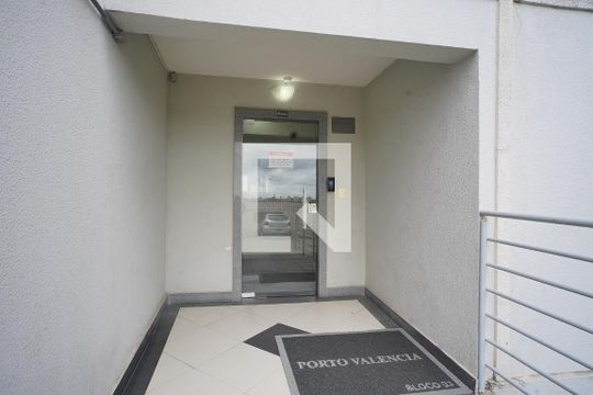 Fachada do bloco de apartamento à venda com 2 quartos, 48m² em Morro Santana, Porto Alegre