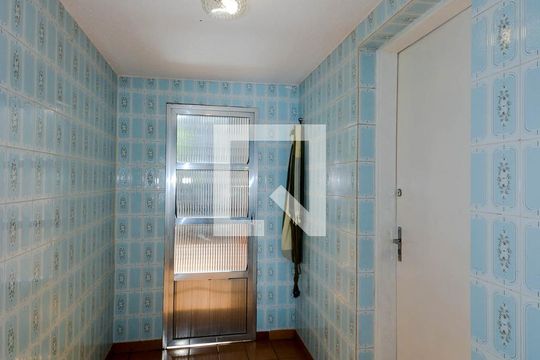 Entrada Social de casa para alugar com 1 quarto, 60m² em Parque Renato Maia, Guarulhos