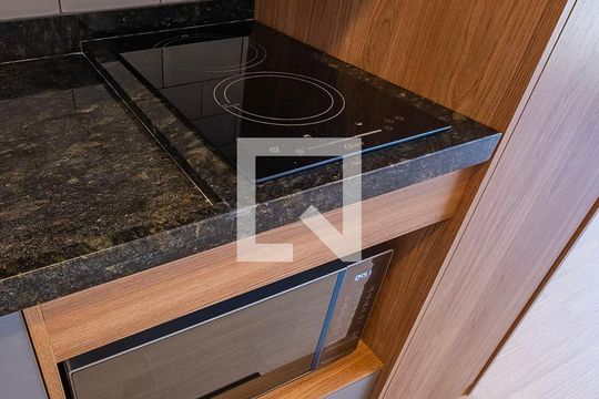 Sala/Cozinha de apartamento para alugar com 1 quarto, 30m² em Sumaré, São Paulo