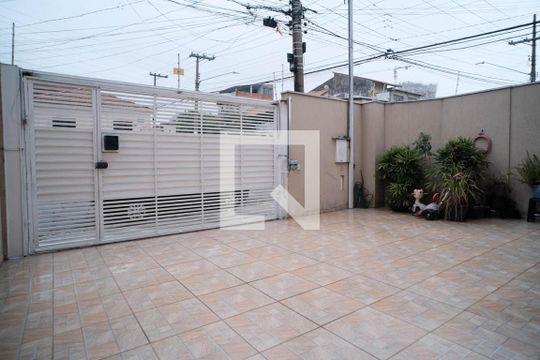 Garagem de casa à venda com 3 quartos, 119m² em Cidade Patriarca, São Paulo