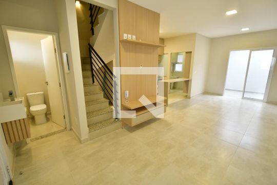 Sala de casa de condomínio para alugar com 3 quartos, 105m² em Chácara Primavera, Campinas