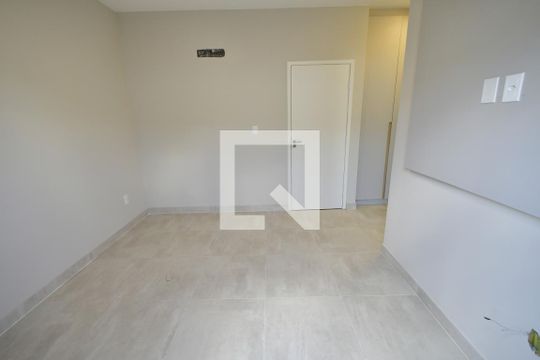 Quarto Suíte 1 de casa de condomínio para alugar com 3 quartos, 105m² em Chácara Primavera, Campinas