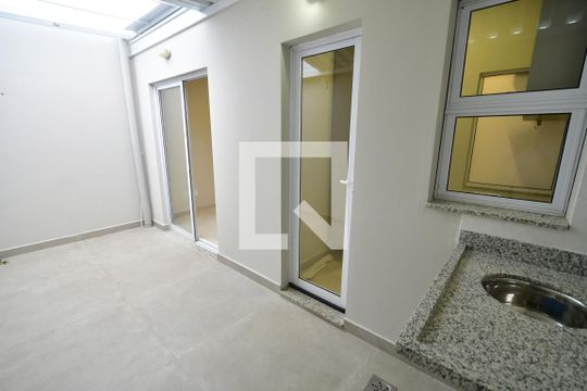 Área de serviço  de casa de condomínio para alugar com 3 quartos, 105m² em Chácara Primavera, Campinas