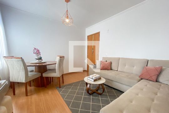 Sala de apartamento à venda com 2 quartos, 47m² em Jardim America, Belo Horizonte