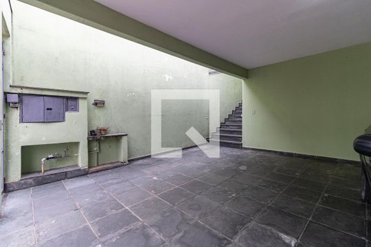 Garagem  de casa para alugar com 3 quartos, 170m² em Vila Gumercindo, São Paulo