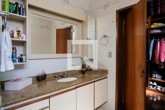 Banheiro da suíte 1 de casa à venda com 4 quartos, 360m² em Boa Vista, São Caetano do Sul