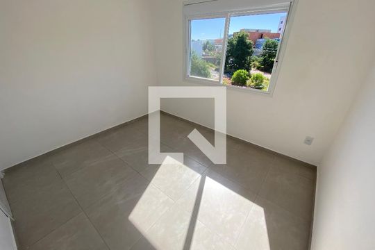 Quarto de apartamento para alugar com 1 quarto, 32m² em Jardim Algarve, Alvorada