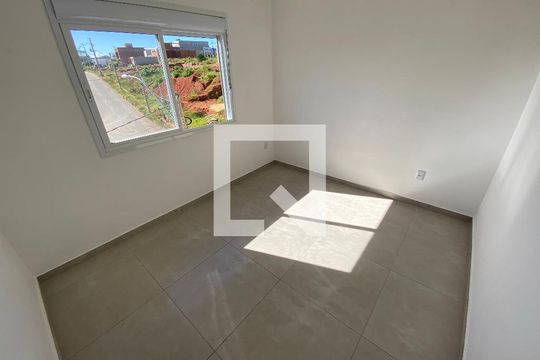 Quarto de apartamento para alugar com 1 quarto, 32m² em Jardim Algarve, Alvorada