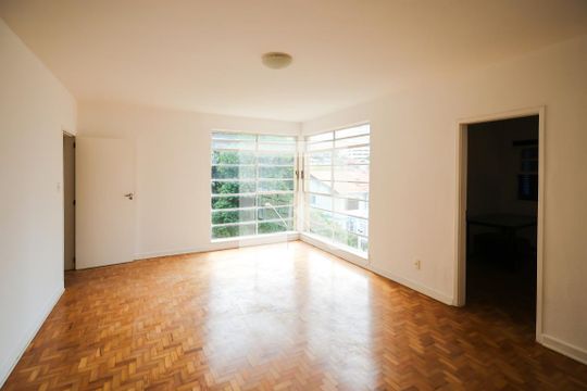 Apartamento para alugar com 4 quartos, 100m² em Aclimação, São Paulo