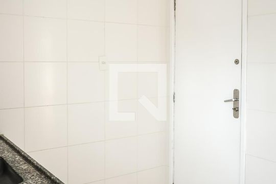 Cozinha de apartamento para alugar com 4 quartos, 100m² em Aclimação, São Paulo