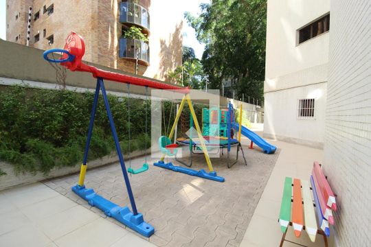 Área Comum - Playground de apartamento à venda com 4 quartos, 210m² em Vila Nova Conceição, São Paulo