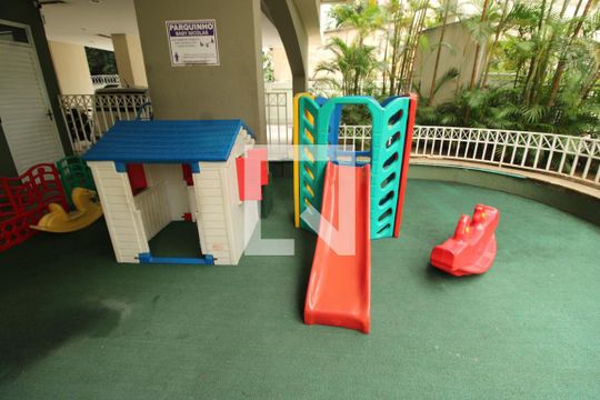 Área comum - Playground de apartamento para alugar com 3 quartos, 21m² em Méier, Rio de Janeiro