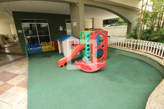 Área comum - Playground de apartamento para alugar com 3 quartos, 21m² em Méier, Rio de Janeiro