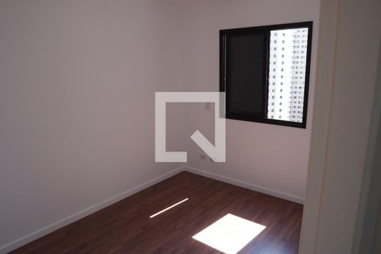 Quarto 1 de apartamento para alugar com 2 quartos, 84m² em Jardim Maria Rosa, Taboão da Serra