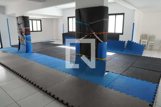 Área comum de apartamento para alugar com 2 quartos, 84m² em Jardim Maria Rosa, Taboão da Serra