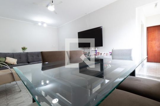 Sala de casa à venda com 2 quartos, 100m² em Jardim Cotching, São Paulo