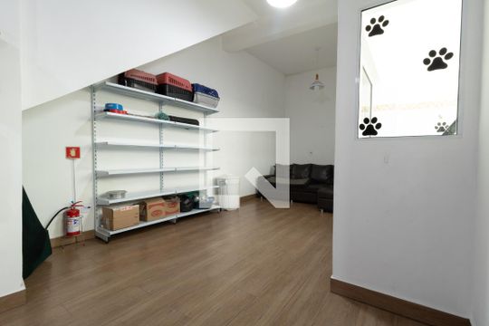 Sala inferior de casa à venda com 2 quartos, 100m² em Jardim Cotching, São Paulo