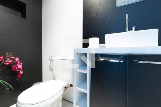 Lavabo de casa à venda com 2 quartos, 100m² em Jardim Cotching, São Paulo