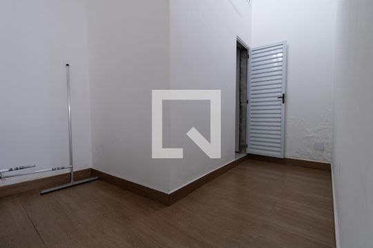 Sala inferior de casa à venda com 2 quartos, 100m² em Jardim Cotching, São Paulo