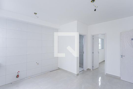 Sala, cozinha e área de serviço de apartamento à venda com 1 quarto, 30m² em Vila Mangalot, São Paulo
