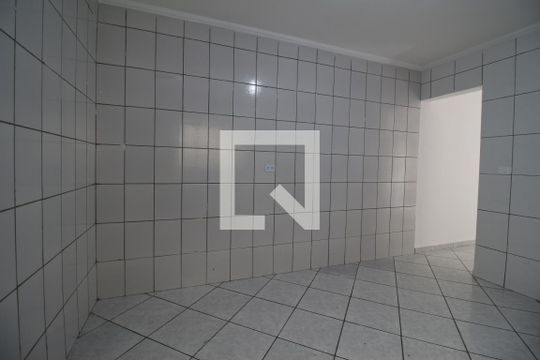 Cozinha de casa de condomínio para alugar com 1 quarto, 44m² em Vila Alpina, São Paulo