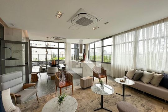 Área comum de kitnet/studio para alugar com 0 quarto, 24m² em Campo Belo, São Paulo