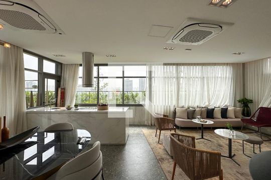 Área comum de kitnet/studio para alugar com 0 quarto, 24m² em Campo Belo, São Paulo