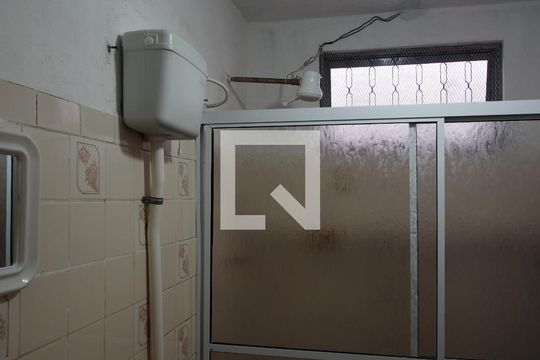 Banheiro de casa à venda com 1 quarto, 54m² em Parque Guarani, Várzea Paulista