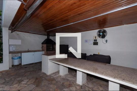 Área comum de apartamento à venda com 3 quartos, 106m² em Vila Pompéia, São Paulo