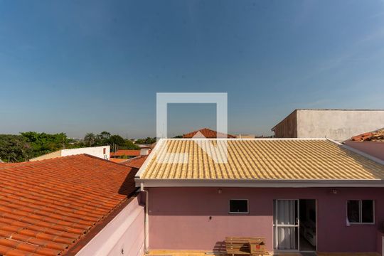 Vista do Quarto 2 de casa para alugar com 3 quartos, 180m² em Jardim Aurélia, Campinas