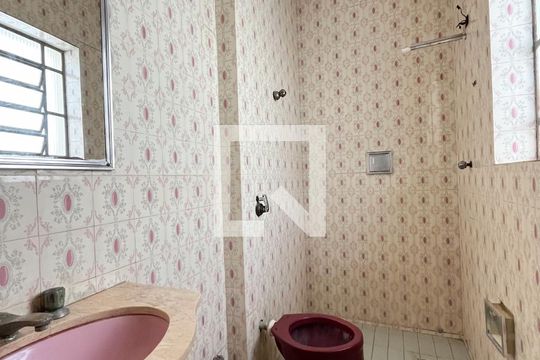 Banheiro da Suíte de casa à venda com 4 quartos, 195m² em Mirandópolis, São Paulo