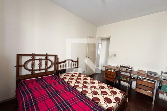 Suite de casa à venda com 4 quartos, 195m² em Mirandópolis, São Paulo
