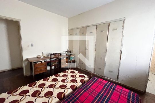 Suite de casa à venda com 4 quartos, 195m² em Mirandópolis, São Paulo