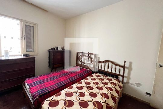 Suite de casa à venda com 4 quartos, 195m² em Mirandópolis, São Paulo