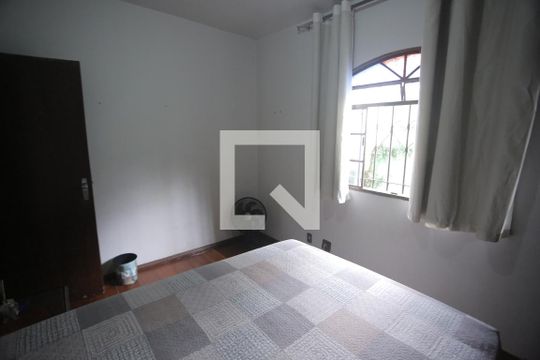 Quarto 2 de casa à venda com 3 quartos, 212m² em Alto Caiçaras, Belo Horizonte
