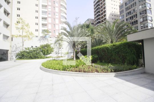 Área comum de apartamento à venda com 2 quartos, 133m² em Itaim Bibi, São Paulo