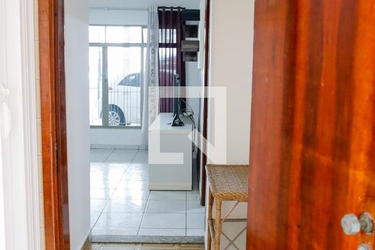 Cozinha de casa para alugar com 1 quarto, 47m² em Ayrosa, Osasco