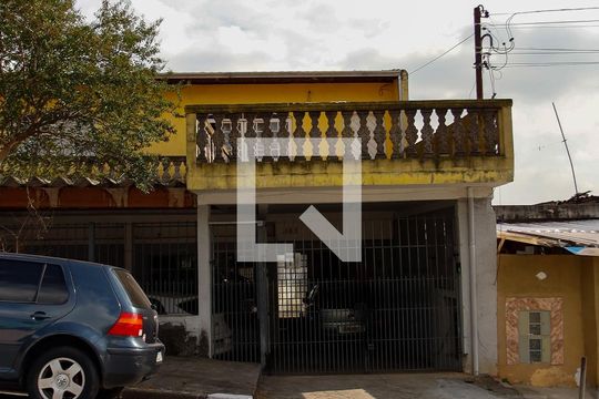 Fachada de casa para alugar com 1 quarto, 47m² em Ayrosa, Osasco