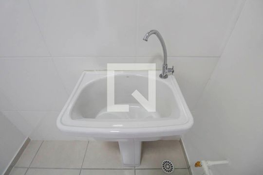 Área de serviço de apartamento para alugar com 2 quartos, 39m² em Vila Prudente, São Paulo
