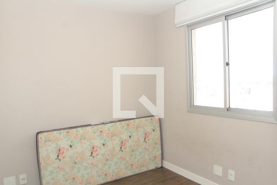 Quarto 2 de apartamento para alugar com 3 quartos, 78m² em Heliópolis, Belo Horizonte