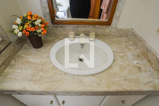 Pia de apartamento à venda com 3 quartos, 198m² em Centro, Santo André
