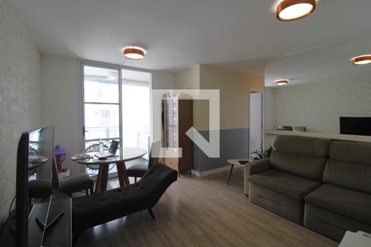 Apartamento à venda com 3 quartos, 70m² em Jardim Prudência, São Paulo