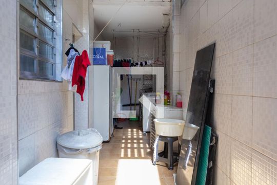 Área de Serviço de casa à venda com 4 quartos, 175m² em Cidade Mãe do Céu, São Paulo