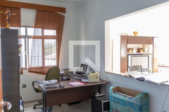 Escritório de casa à venda com 4 quartos, 175m² em Cidade Mãe do Céu, São Paulo