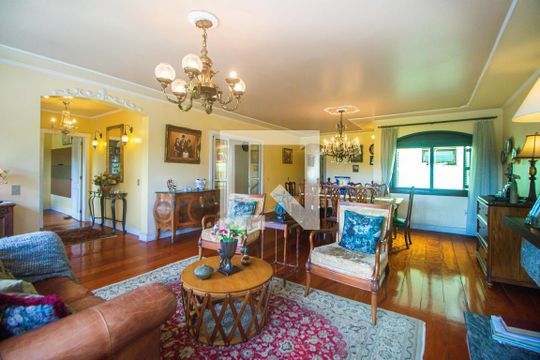 Sala de casa à venda com 3 quartos, 300m² em Jardim Itu, Porto Alegre