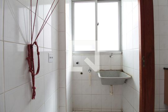 Área de Serviço de apartamento para alugar com 2 quartos, 50m² em Santa Branca, Belo Horizonte