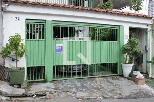 Garagem de casa para alugar com 3 quartos, 300m² em Sumaré, São Paulo